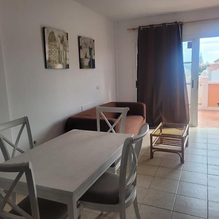 Apartamento Funcional En Residencial Con Piscina En Inmejorable Ubicacion En Centro De La Isla Калета де Фусте Екстериор снимка