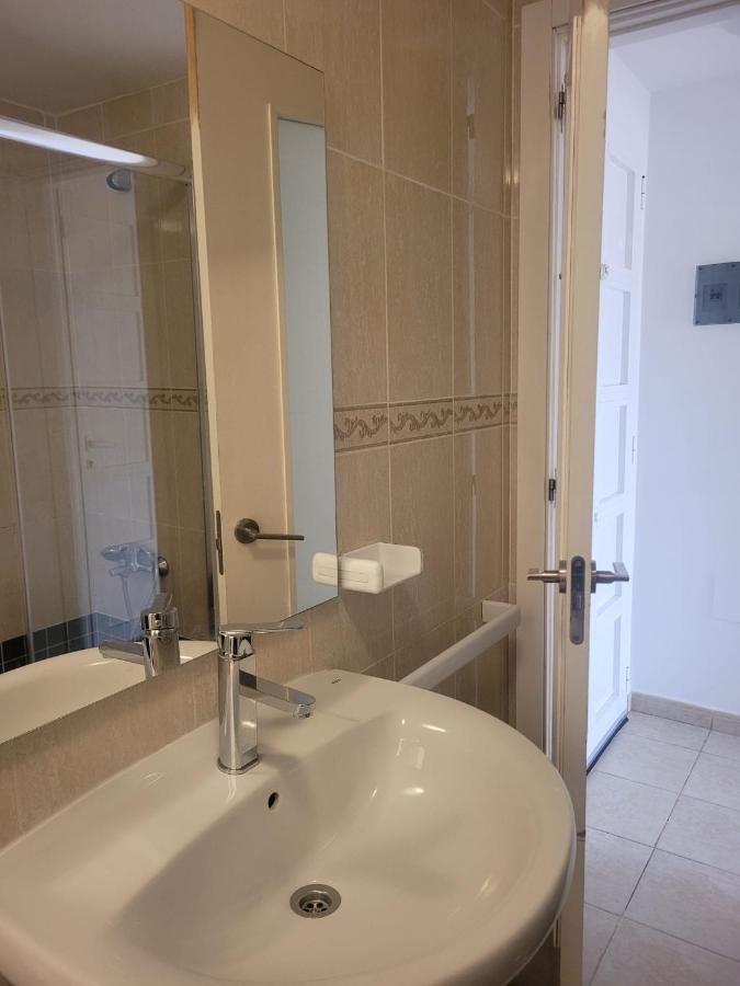 Apartamento Funcional En Residencial Con Piscina En Inmejorable Ubicacion En Centro De La Isla Калета де Фусте Екстериор снимка