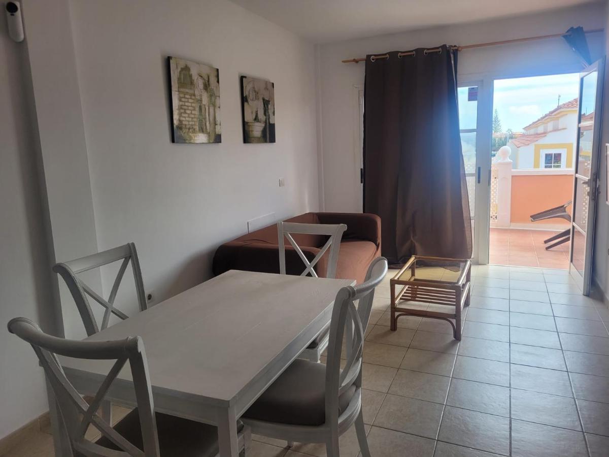 Apartamento Funcional En Residencial Con Piscina En Inmejorable Ubicacion En Centro De La Isla Калета де Фусте Екстериор снимка