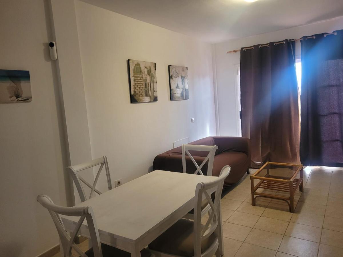 Apartamento Funcional En Residencial Con Piscina En Inmejorable Ubicacion En Centro De La Isla Калета де Фусте Екстериор снимка
