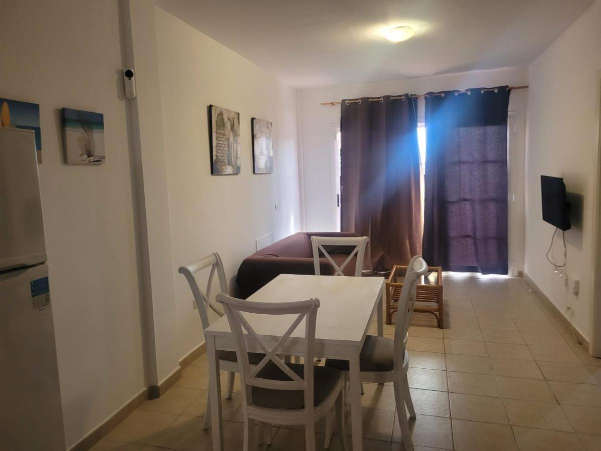 Apartamento Funcional En Residencial Con Piscina En Inmejorable Ubicacion En Centro De La Isla Калета де Фусте Екстериор снимка